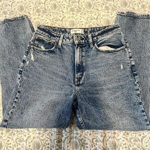 Abercrombie and Fitch The Mom High Rise Curve Love Jeans